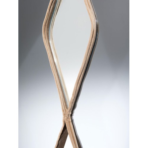 Vanity Fair Arketipo mirror