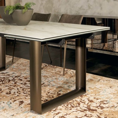 Cube Tonin Casa extendable dining table
