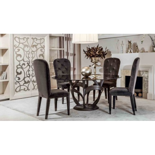 Liz Cantori high Chair