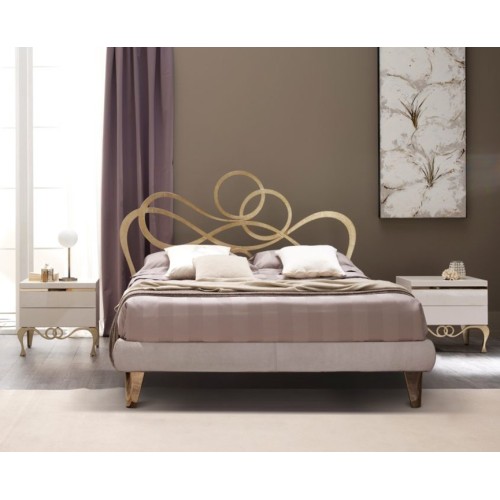 J'Adore Cantori Bed upholstered