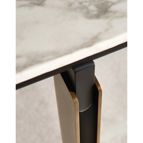 Mirage Cantori stable Table