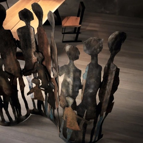 Elite To Be The Family partition room