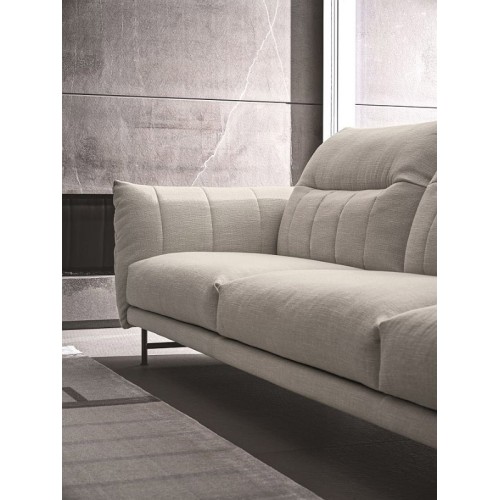 On Line Ditre Italia 2 and 3 linear places sofa