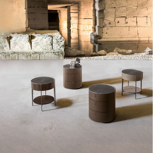 Round Alivar bedside table