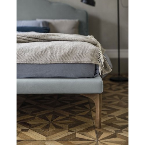 Dafne Bolzan Letti Queen size bed