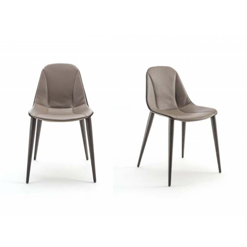 Couture Enrico Pellizzoni Chair wooden legs