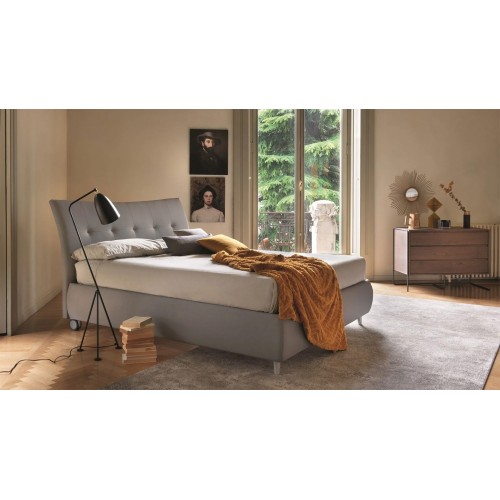 Allison Ergogreen upholstered queen-size bed