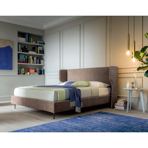 Felis Spencer Queen Size Bed