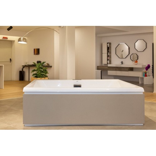 Glass 1989 Mawi Bathtub free-standing