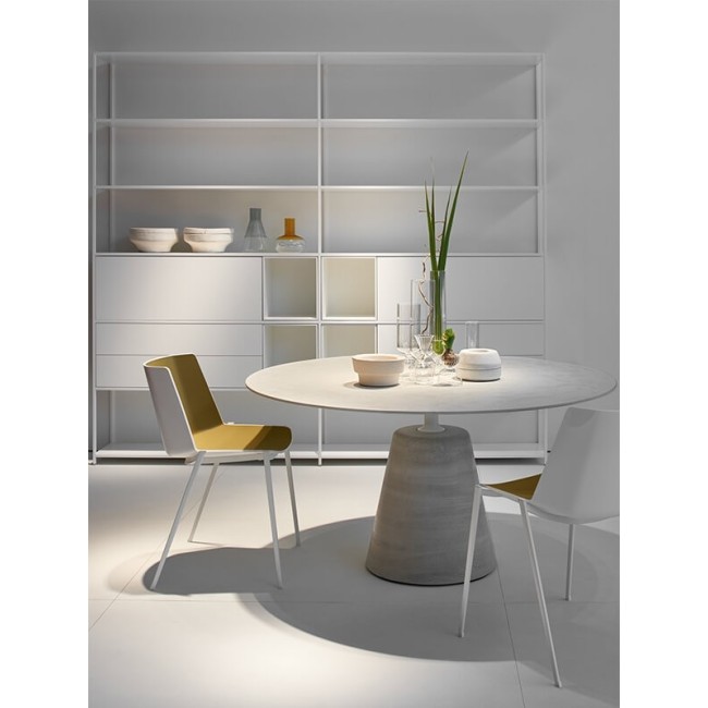 Aiku MDF Italia 4 Cornified Legs Chair