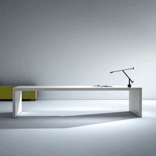 Kyo Martex Desk