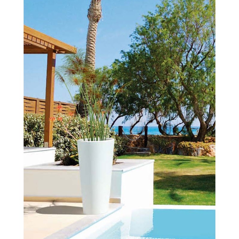 Gotico Kloris Vase - Vase - Sleek and Elegant
