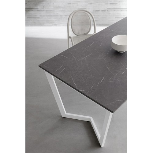 Filippo La Primavera Fixed Table