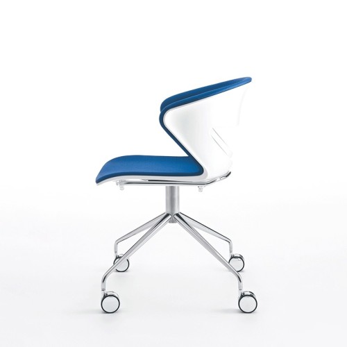 Kicca Kastel 4 legs swivel office chair with castors