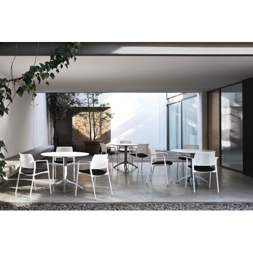 Kyos Kastel office chair with armrests