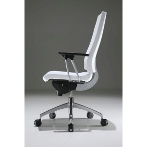 konvert-kastel-chair-with-armrests