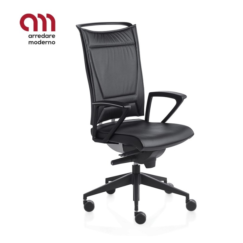 Korium Plus Kastel office chair with armrests