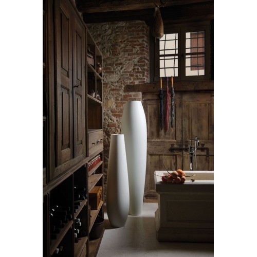 Nicole Plust Vase - Modern Elegance for Your Home Decor H126