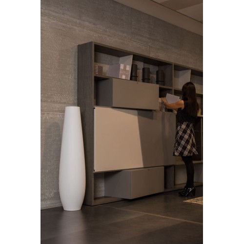 Nicole Plust Vase - Modern Elegance for Your Home Decor H126