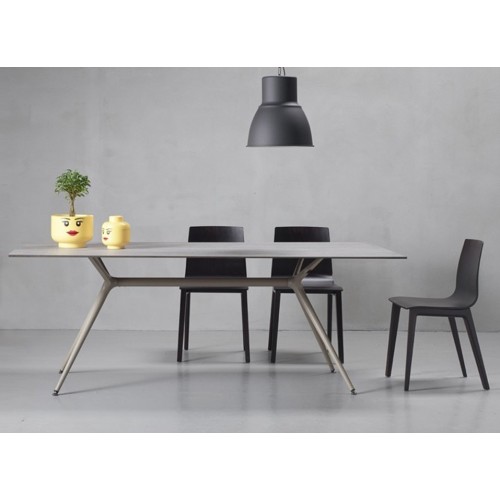 Metropolis Scab Table