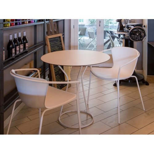 Solea Serralunga Chair with armrests