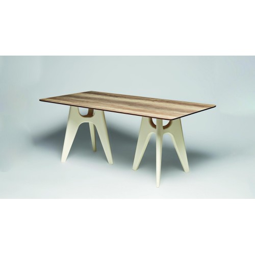 Notredame Serralunga outdoors Table