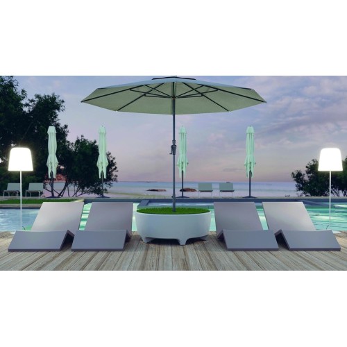 Aqua Serralunga lounger with rotomoulded polyethylene