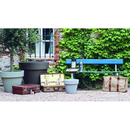 Bordato liscio Serralunga vase