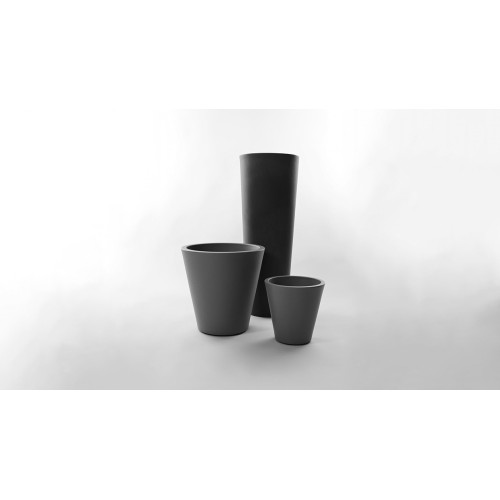 Newpot Serralunga Vase - Modern Elegance for Your Home Decor