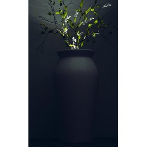 june-serralunga-illuminable-vase