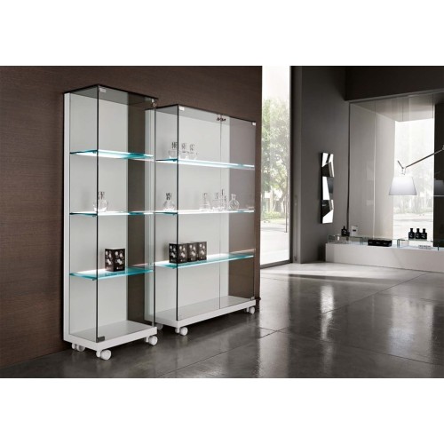 Medora Tonelli Showcase