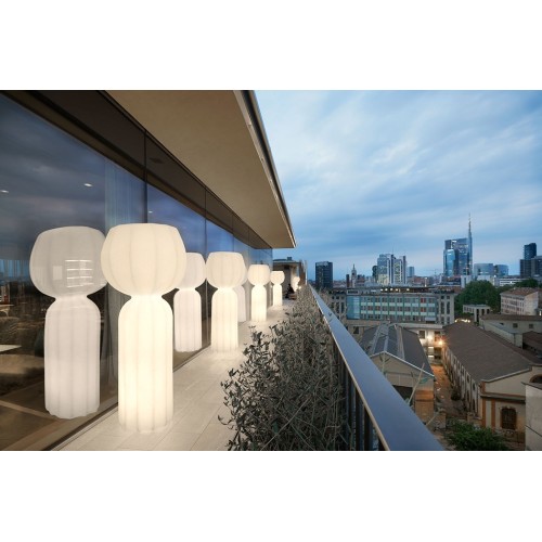 Cucun Slide Ground Lamp