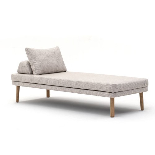 Emma Varaschin Sunbed