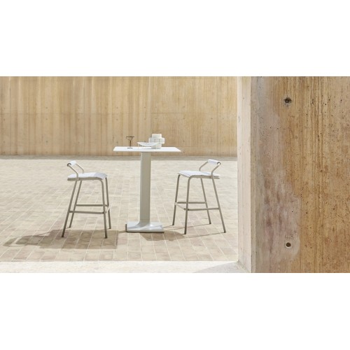 Noss Varaschin stool