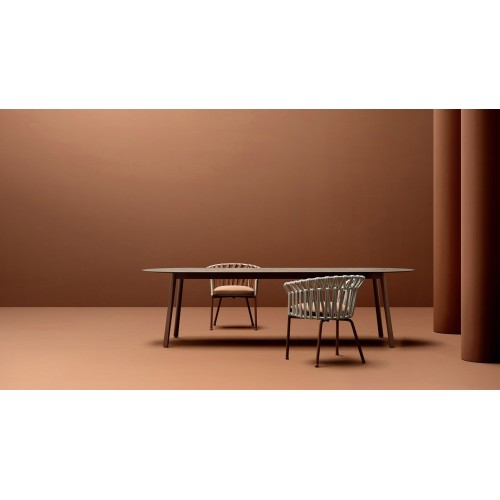 Emma Varaschin Fixed Table