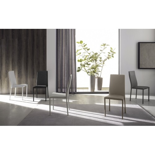 Kids Zamagna upholsterd chair