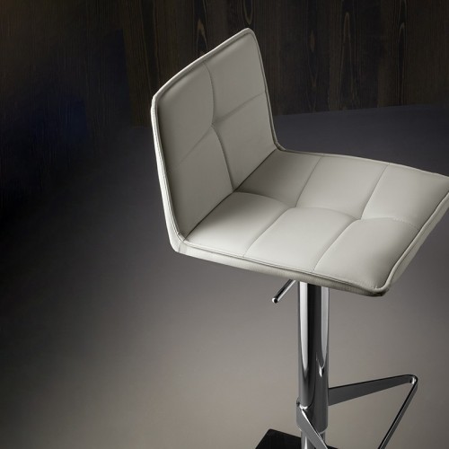 Bolt Zamagna bar stool