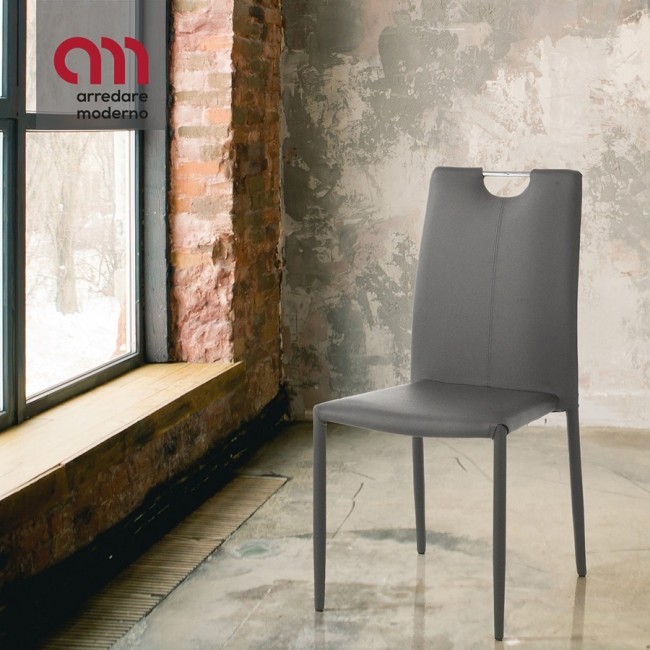 Sara Tomasucci Eco-leather chair