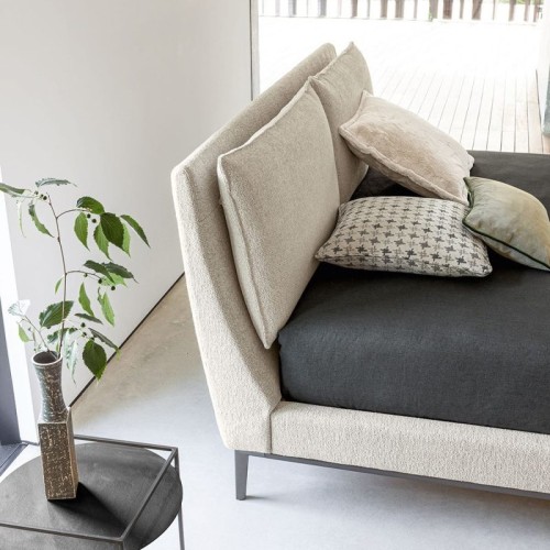 Attico Twils Modern Double Bed