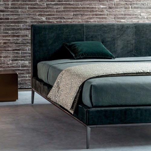 Max Twils Modern Double Bed