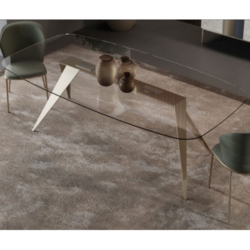 Margot Zamagna Table