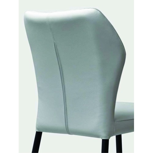 Alissa Pezzani Stool