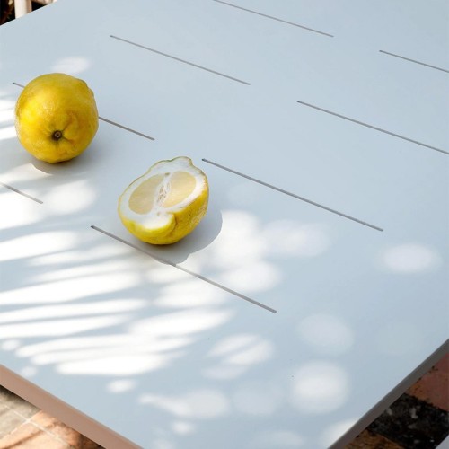 Luce Alto Unopiù table