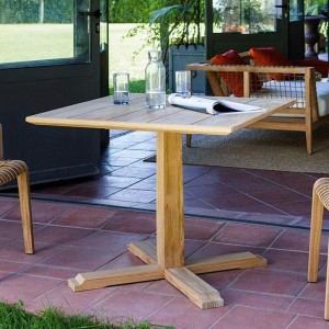 synthesis-lounge-unopiu-table