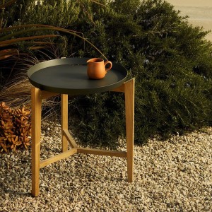 fresbee-unopiu-coffee-table
