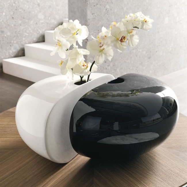 Mezzanine Ceramic Vase Adriani e Rossi