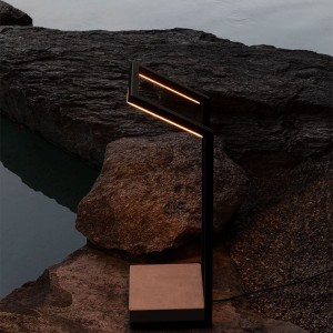 Tratto Unopiù floor lamp