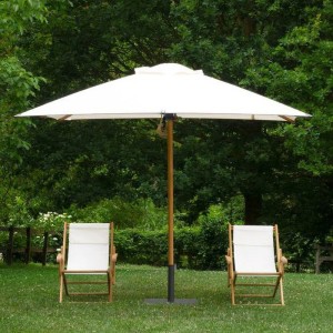 damian-unopiu-beach-umbrella