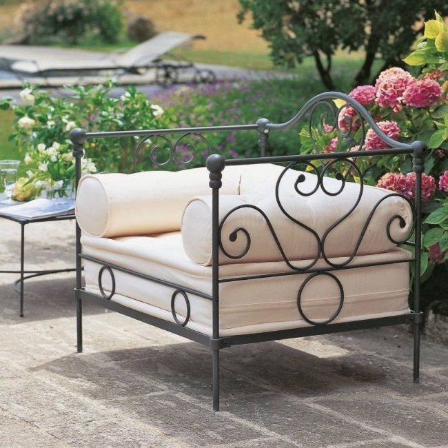 Aurora Unopiù armchair