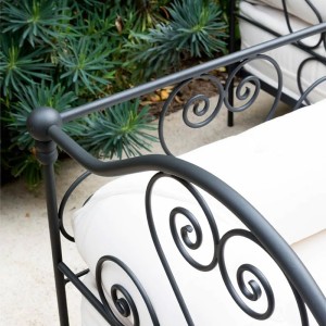 aurora-unopiu-armchair